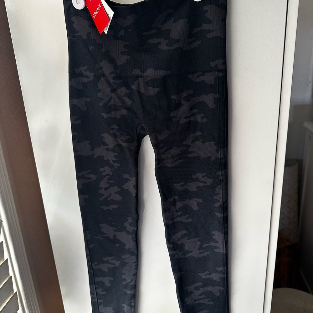 SPANX “look at me now “ Camo Leggings